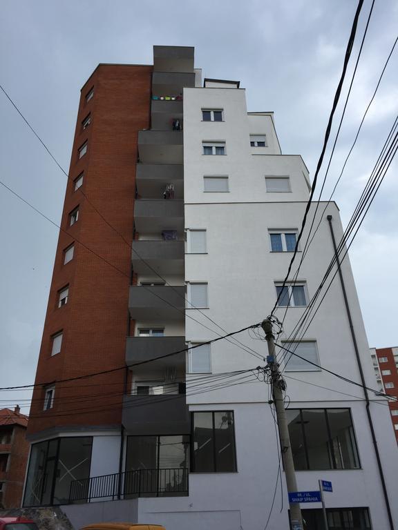 Apartment Gashi Pristina Buitenkant foto